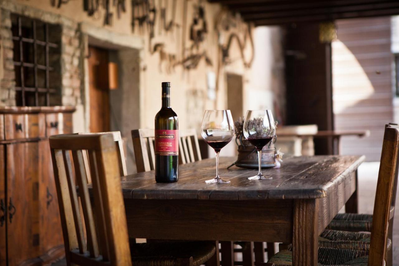 Azienda Agrituristica Corteforte Fumane Eksteriør billede